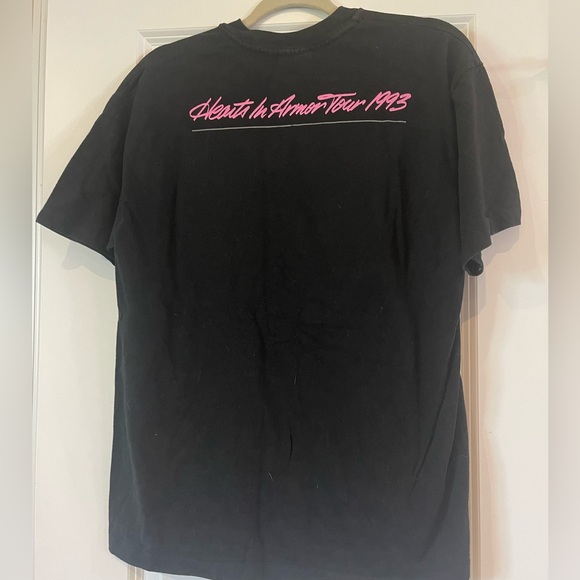 Vintage 1993 Trisha Yearwood "Hearts In Armor" Tour T-Shirt | Size Large - Picture 4 of 5